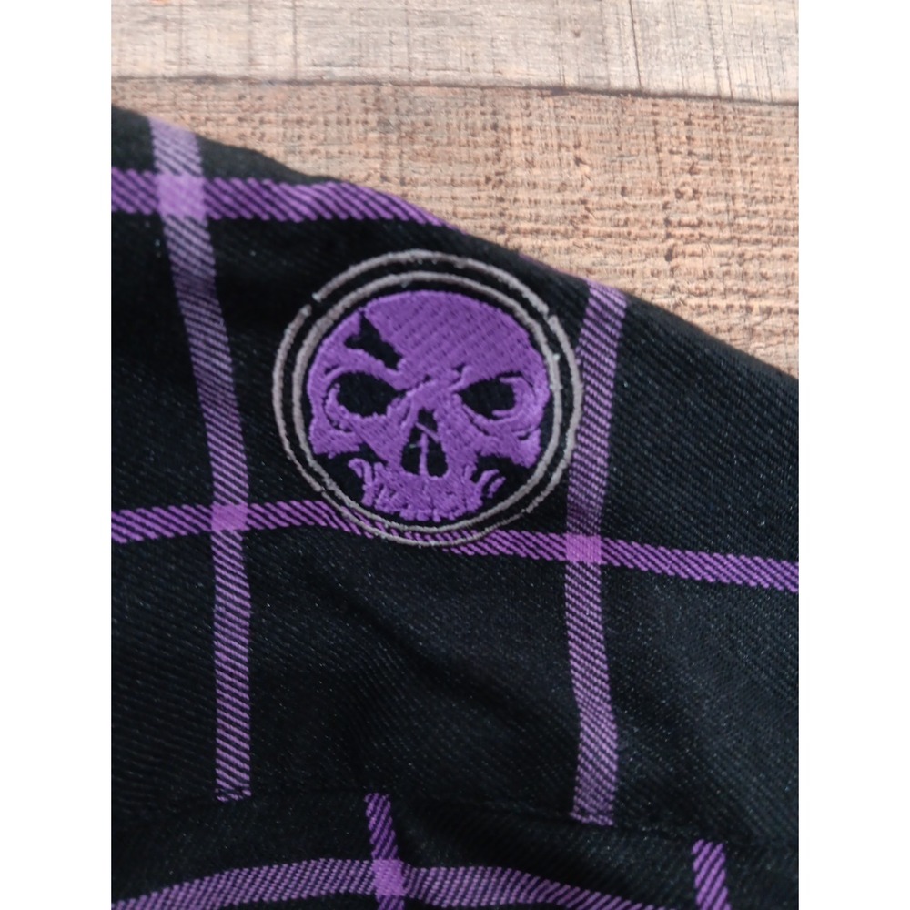 Demons Behind Me Flannel Button Up Shirt Skull Patch Sz XL Tall 2640 - Picture 14 of 15